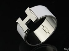 Hermes White Enamel Clic H Bracelet Narrow Width (33mm) In Silver